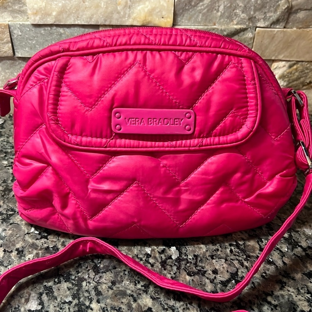 Vera Bradley Pink Nylon Quilted crossbody EUC